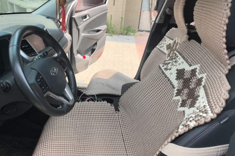 Used Hyundai Tucson 2015 1.6T Dual-Clutch Two-Wheel-Drive Leading Model Left Front Seat