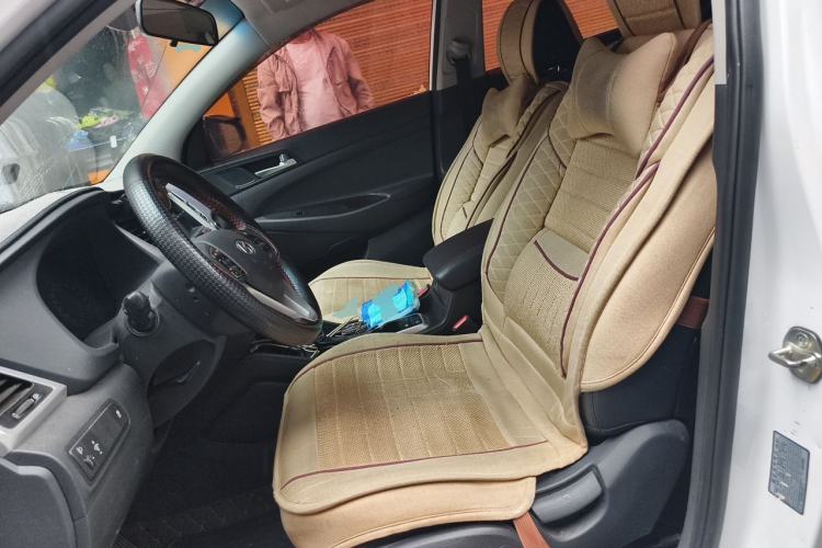 Used Hyundai Tucson 2015 1.6T Dual-Clutch Two-Wheel-Drive Smart Model Left Front Seat