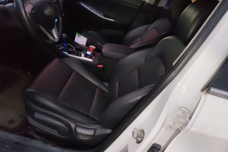 Used Hyundai Tucson 2015 1.6T Dual-Clutch Two-Wheel-Drive Smart Model Left Front Seat