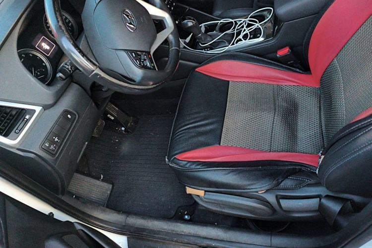 Used Hyundai Tucson 2015 1.6T Dual-Clutch Two-Wheel-Drive Smart Model Left Front Seat