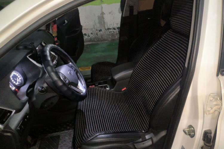Used Hyundai Tucson 2015 1.6T Dual-Clutch Two-Wheel-Drive Leading Model Left Front Seat