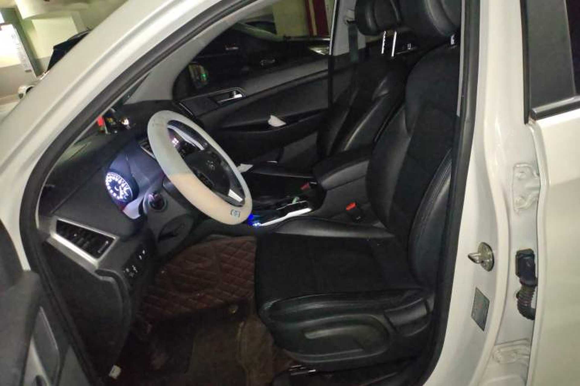 Used Hyundai Tucson 2015 1.6T Dual-Clutch Two-Wheel-Drive Leading Model Left Front Seat