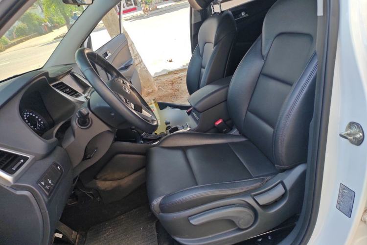 Used Hyundai Tucson 2015 1.6T Dual-Clutch Two-Wheel-Drive Smart Model Left Front Seat