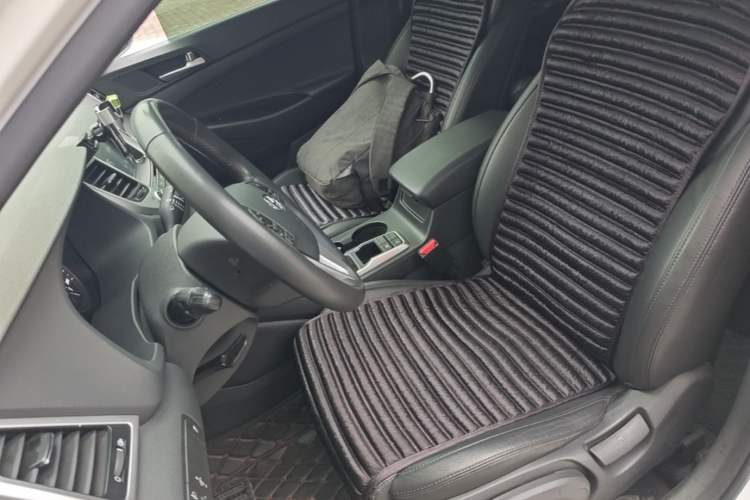 Used Hyundai Tucson 2015 1.6T Dual-Clutch Two-Wheel-Drive Smart Model Left Front Seat
