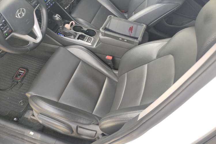 Used Hyundai Tucson 2015 1.6T Dual-Clutch Two-Wheel-Drive Smart Model Left Front Seat