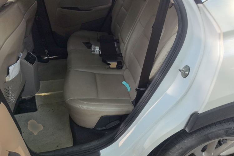 Used Hyundai Tucson 2015 1.6T Dual-Clutch Two-Wheel-Drive Smart Model Left Rear Seat