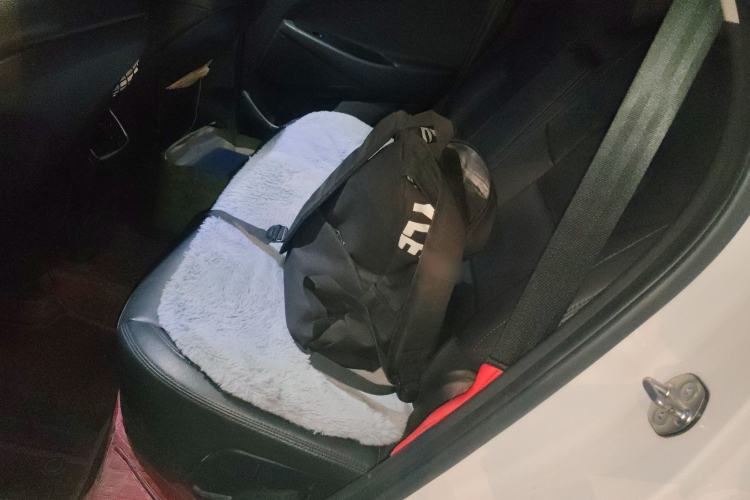 Used Hyundai Tucson 2015 1.6T Dual-Clutch Two-Wheel-Drive Smart Model Left Rear Seat