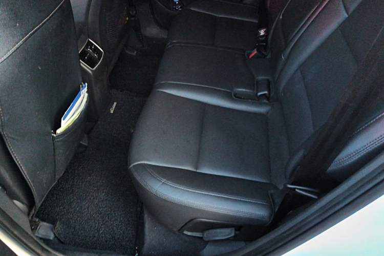 Used Hyundai Tucson 2015 1.6T Dual-Clutch Two-Wheel-Drive Smart Model Left Rear Seat