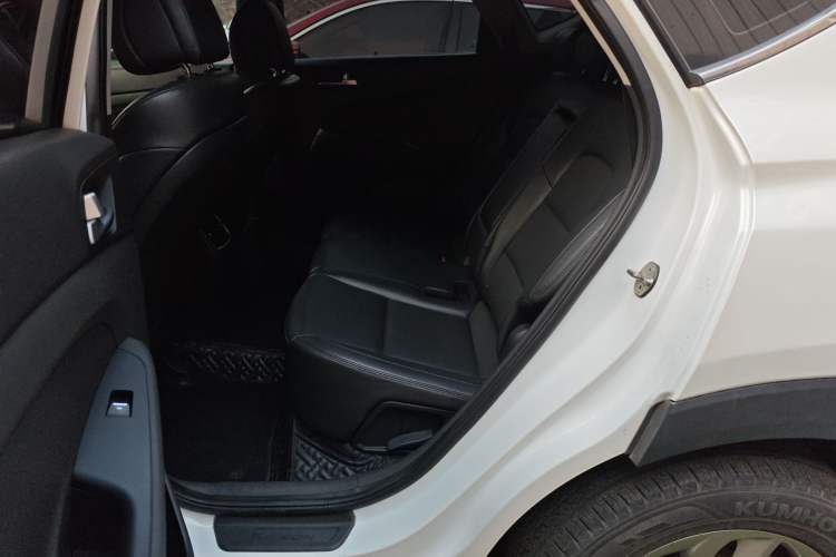 Used Hyundai Tucson 2015 1.6T Dual-Clutch Two-Wheel-Drive Smart Model Left Rear Seat
