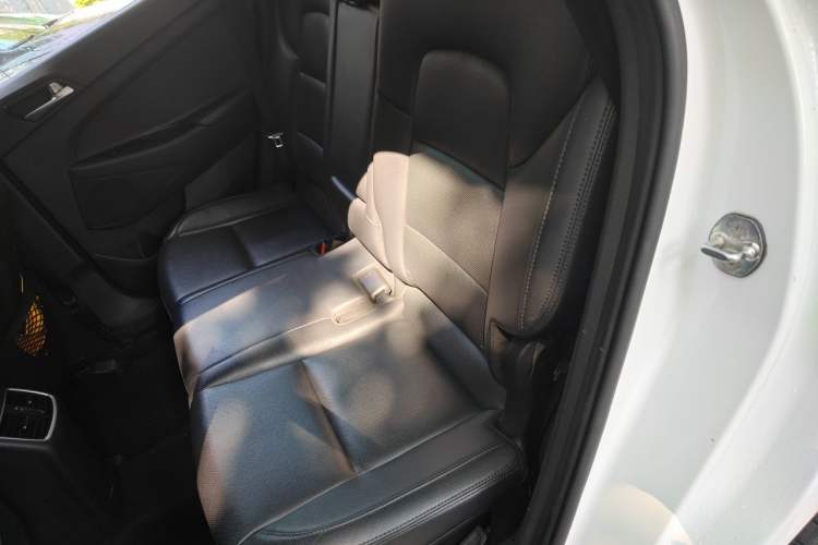 Used Hyundai Tucson 2015 1.6T Dual-Clutch Two-Wheel-Drive Smart Model Left Rear Seat