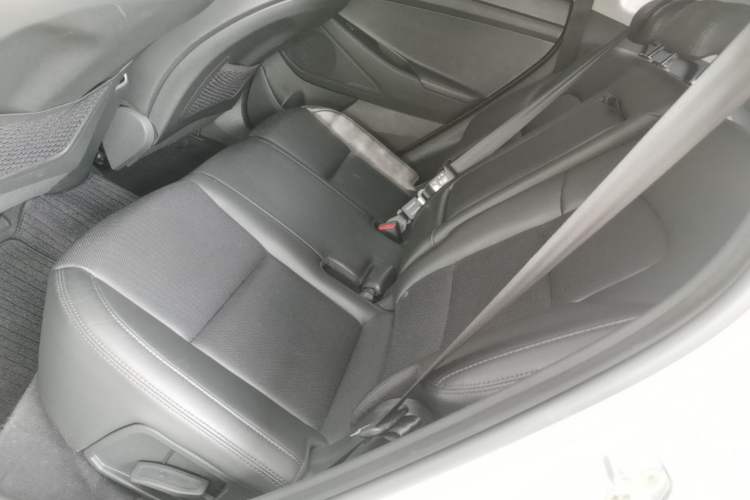 Used Hyundai Tucson 2015 1.6T Dual-Clutch Two-Wheel-Drive Smart Model Left Rear Seat
