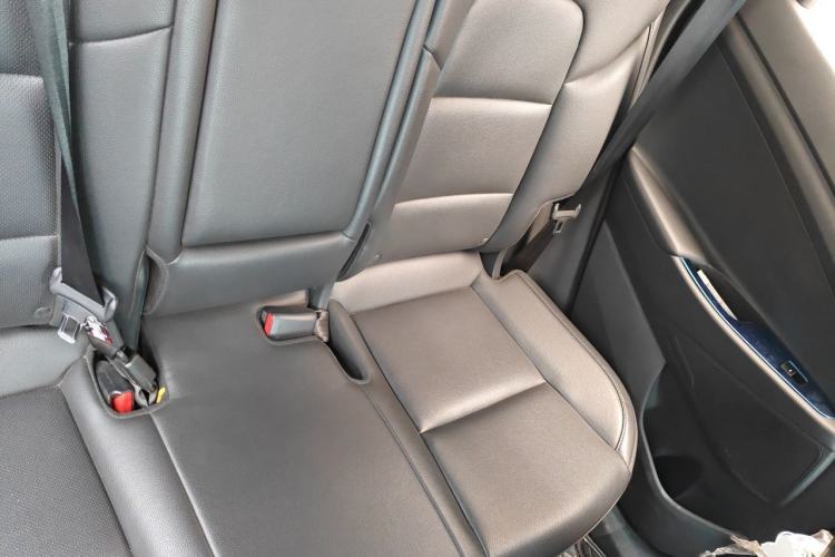 Used Hyundai Tucson 2015 1.6T Dual-Clutch Two-Wheel-Drive Smart Model Left Rear Seat