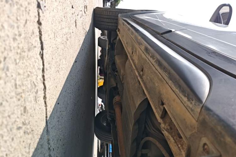 Used Hyundai Tucson 2015 1.6T Dual-Clutch Two-Wheel-Drive Smart Model Left Side Sill