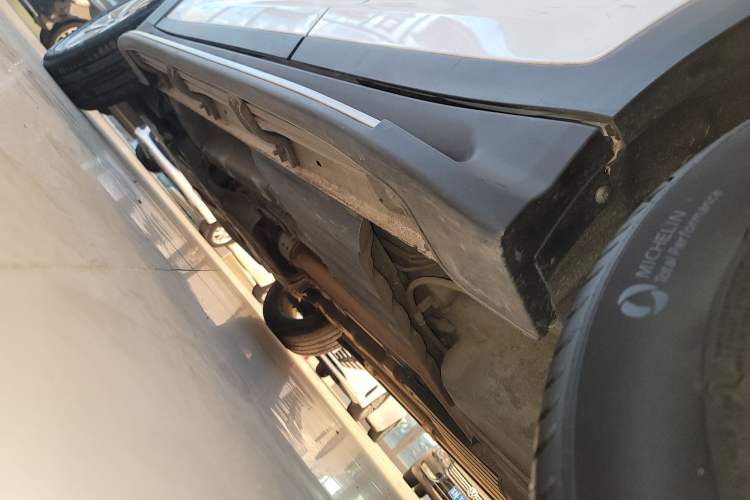 Used Hyundai Tucson 2015 1.6T Dual-Clutch Two-Wheel-Drive Smart Model Left Side Sill