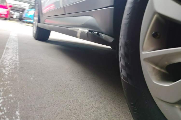 Used Hyundai Tucson 2015 1.6T Dual-Clutch Two-Wheel-Drive Smart Model Left Side Sill