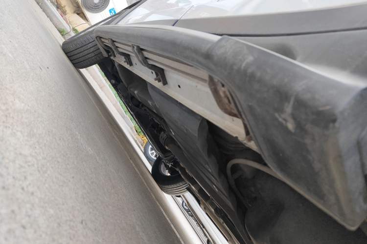 Used Hyundai Tucson 2015 1.6T Dual-Clutch Two-Wheel-Drive Smart Model Left Side Sill