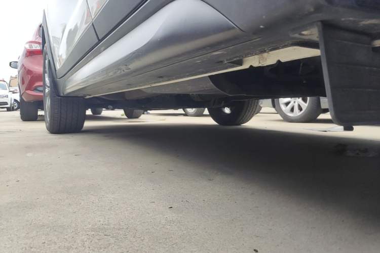 Used Hyundai Tucson 2015 1.6T Dual-Clutch Two-Wheel-Drive Leading Model Left Side Sill