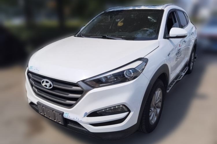 Used Hyundai Tucson 2015 1.6T Dual-Clutch Two-Wheel-Drive Smart Model Guazi used car, China used car export, Used car for sale, Used  cars, Cheapest cars for sale