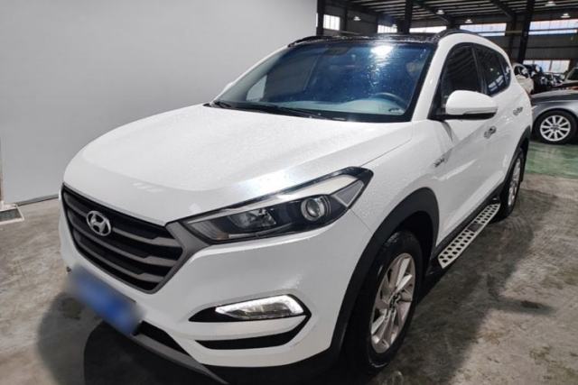 Hyundai Tucson 2015 1.6T Dual-Clutch Two-Wheel-Drive Smart Model с пробегом