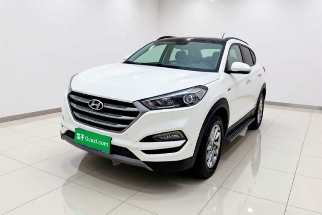 Hyundai Tucson 2015 1.6T Dual-Clutch Two-Wheel-Drive Smart Model usado