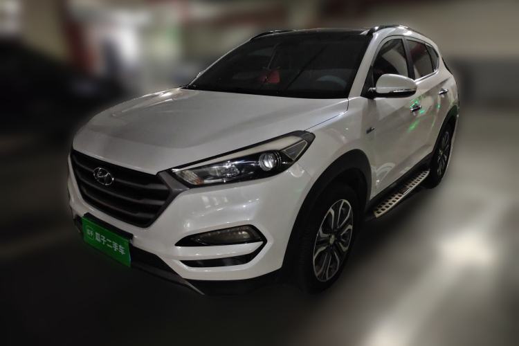 Used Hyundai Tucson 2015 1.6T Dual-Clutch Two-Wheel-Drive Leading Model Guazi used car, China used car export, Used car for sale, Used  cars, Cheapest cars for sale