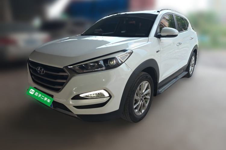 Used Hyundai Tucson 2015 1.6T Dual-Clutch Two-Wheel-Drive Smart Model Guazi used car, China used car export, Used car for sale, Used  cars, Cheapest cars for sale