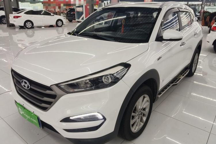 Used Hyundai Tucson 2015 1.6T Dual-Clutch Two-Wheel-Drive Smart Model Guazi used car, China used car export, Used car for sale, Used cars, Cheapest cars for sale