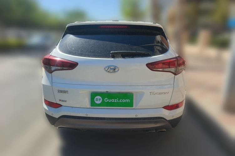 Used Hyundai Tucson 2015 1.6T Dual-Clutch Two-Wheel-Drive Smart Model Rear