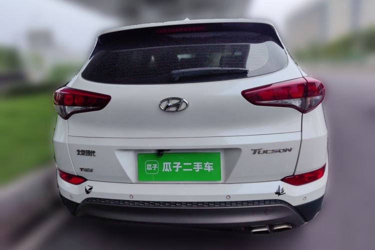 Used Hyundai Tucson 2015 1.6T Dual-Clutch Two-Wheel-Drive Smart Model Rear