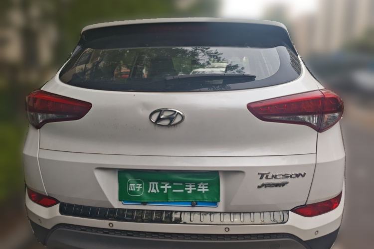 Used Hyundai Tucson 2015 1.6T Dual-Clutch Two-Wheel-Drive Leading Model Rear