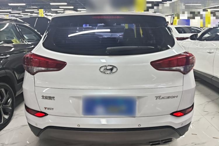 Used Hyundai Tucson 2015 1.6T Dual-Clutch Two-Wheel-Drive Smart Model Rear