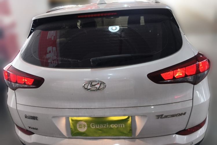 Used Hyundai Tucson 2015 1.6T Dual-Clutch Two-Wheel-Drive Smart Model Rear
