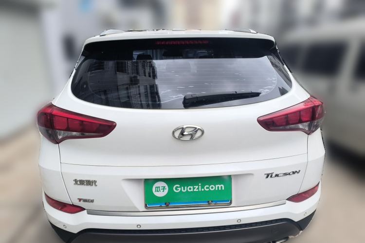 Used Hyundai Tucson 2015 1.6T Dual-Clutch Two-Wheel-Drive Smart Model Rear