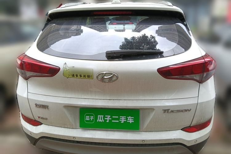 Used Hyundai Tucson 2015 1.6T Dual-Clutch Two-Wheel-Drive Smart Model Rear
