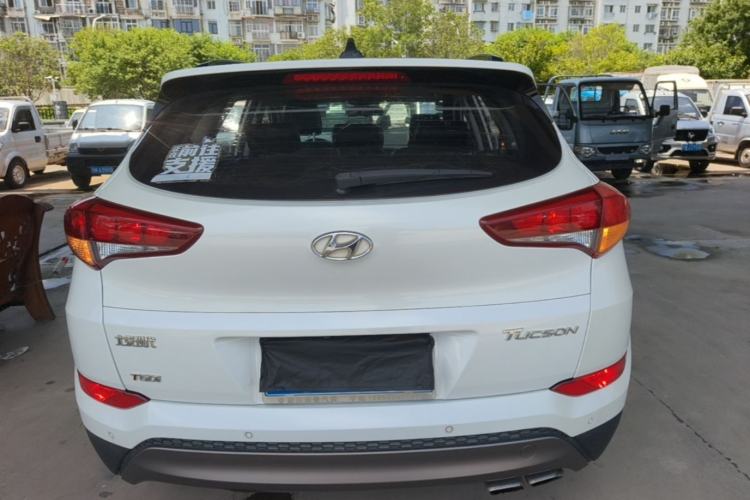 Used Hyundai Tucson 2015 1.6T Dual-Clutch Two-Wheel-Drive Smart Model Rear