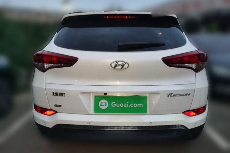 Used Hyundai Tucson 2015 2.0L Automatic Two-Wheel Drive Smart Version Rear