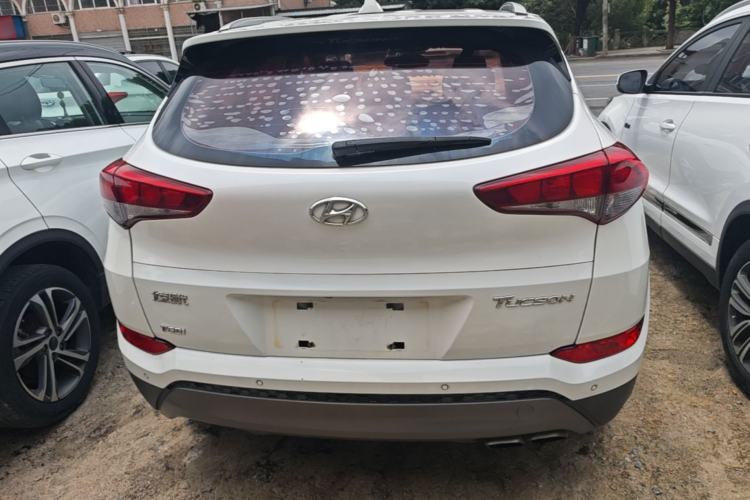 Used Hyundai Tucson 2015 1.6T Dual-Clutch Two-Wheel-Drive Smart Model Rear