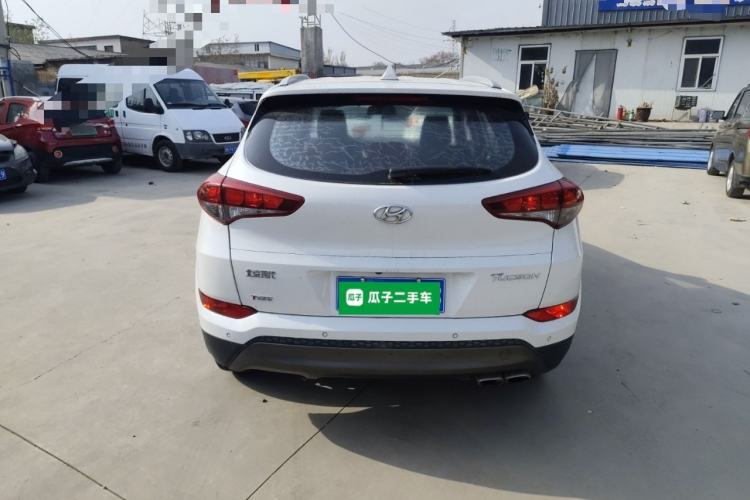 Used Hyundai Tucson 2015 1.6T Dual-Clutch Two-Wheel-Drive Smart Model Rear