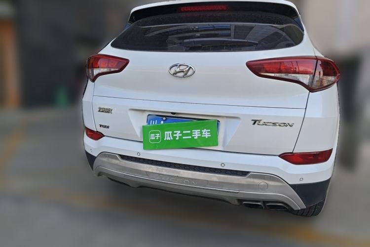 Used Hyundai Tucson 2015 1.6T Dual-Clutch Two-Wheel-Drive Smart Model Rear