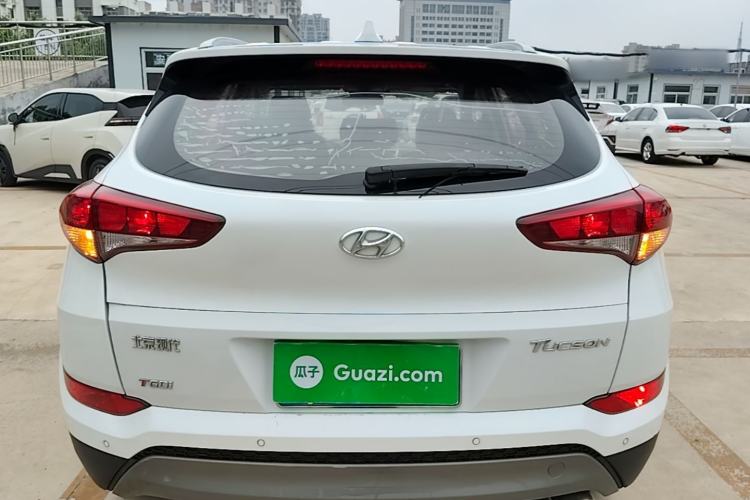 Used Hyundai Tucson 2015 1.6T Dual-Clutch Two-Wheel-Drive Smart Model Rear