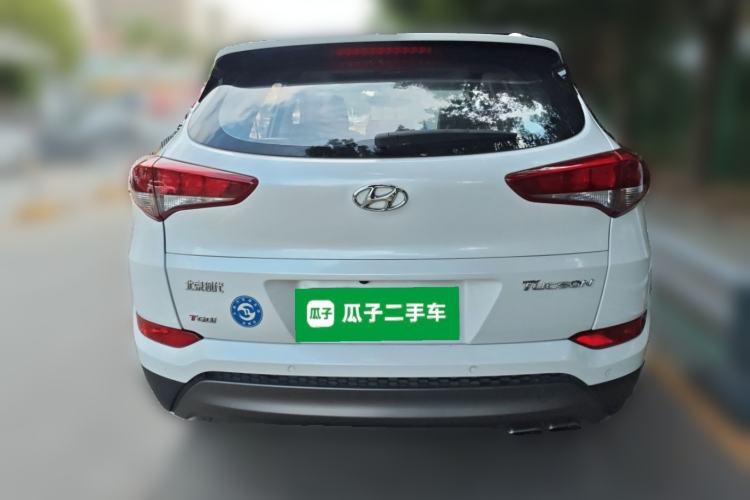 Used Hyundai Tucson 2015 1.6T Dual-Clutch Two-Wheel-Drive Smart Model Rear