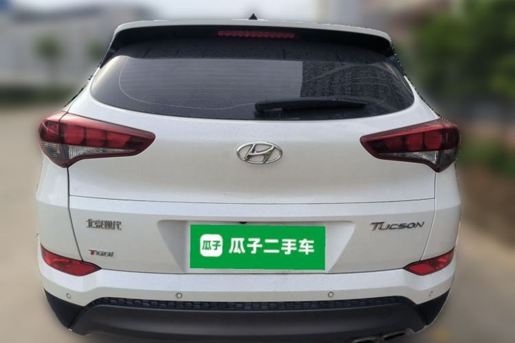 Used Hyundai Tucson 2015 1.6T Dual-Clutch Two-Wheel-Drive Smart Model Rear