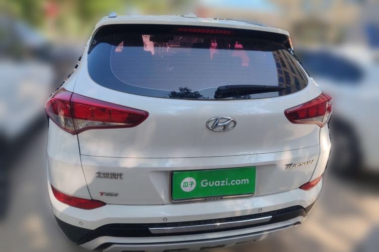 Used Hyundai Tucson 2015 1.6T Dual-Clutch Two-Wheel-Drive Smart Model Rear