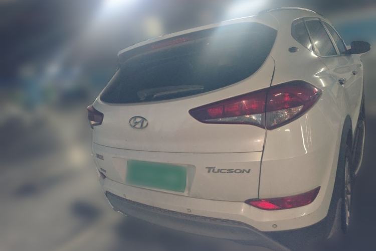 Used Hyundai Tucson 2015 1.6T Dual-Clutch Two-Wheel-Drive Smart Model Rear