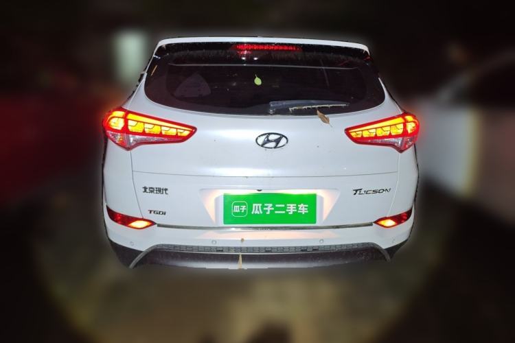 Used Hyundai Tucson 2015 1.6T Dual-Clutch Two-Wheel-Drive Leading Model Rear