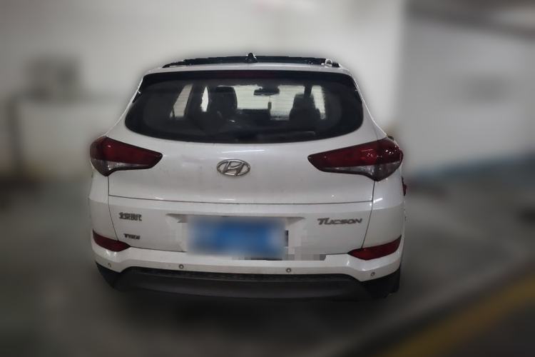 Used Hyundai Tucson 2015 1.6T Dual-Clutch Two-Wheel-Drive Smart Model Rear
