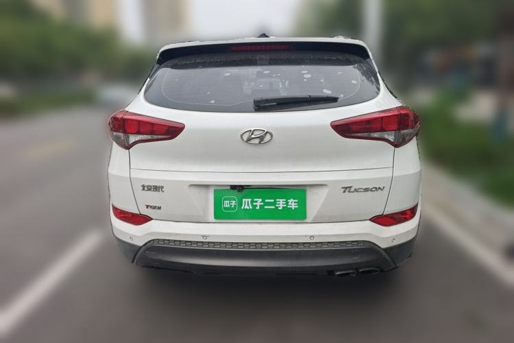 Used Hyundai Tucson 2015 1.6T Dual-Clutch Two-Wheel-Drive Smart Model Rear