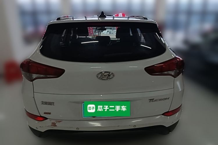 Used Hyundai Tucson 2015 2.0L Automatic Two-Wheel Drive Smart Version Rear