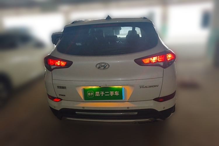Used Hyundai Tucson 2015 1.6T Dual-Clutch Two-Wheel-Drive Smart Model Rear