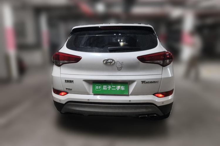 Used Hyundai Tucson 2015 1.6T Dual-Clutch Two-Wheel-Drive Smart Model Rear